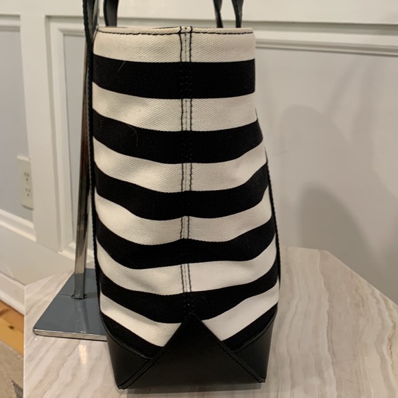 Michael Kors Fulton Black & White Canvas and Leather Nautical Tote Bag EUC - Picture 3 of 14